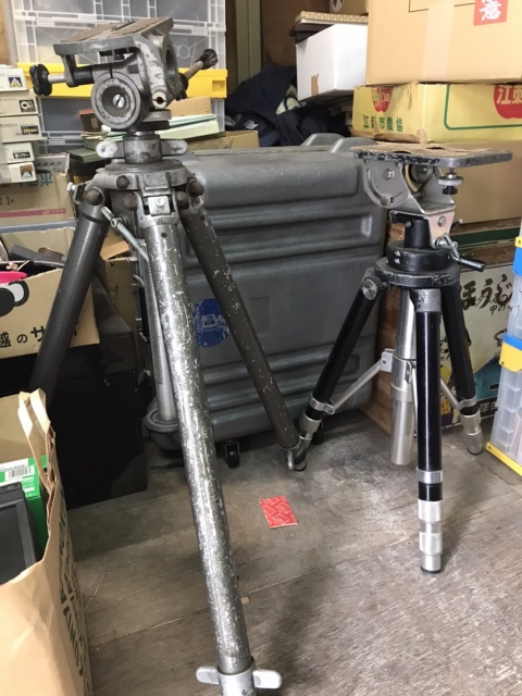 QuicksetとGITZOの三脚